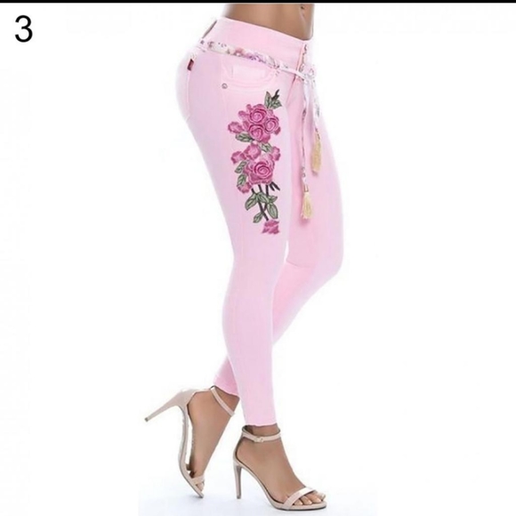 Private Label Denim - embroidery pink roses skinny ankle jean